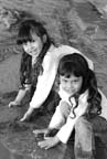 sisters_9988